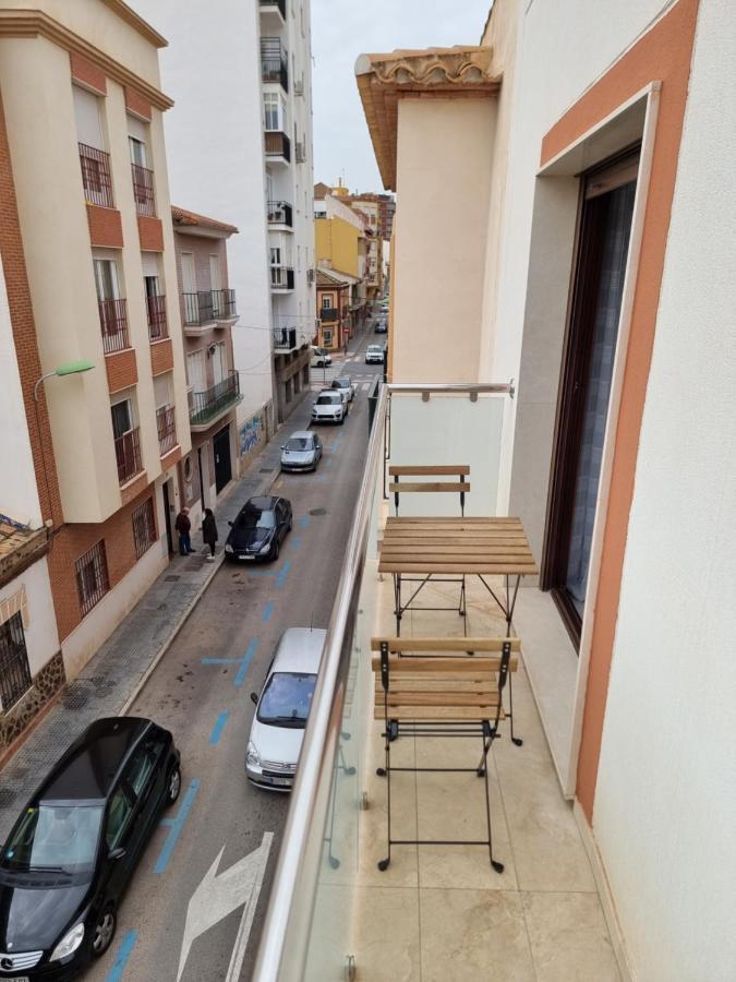 Apartamentos Elemar Free Luggage Storage Малага Экстерьер фото
