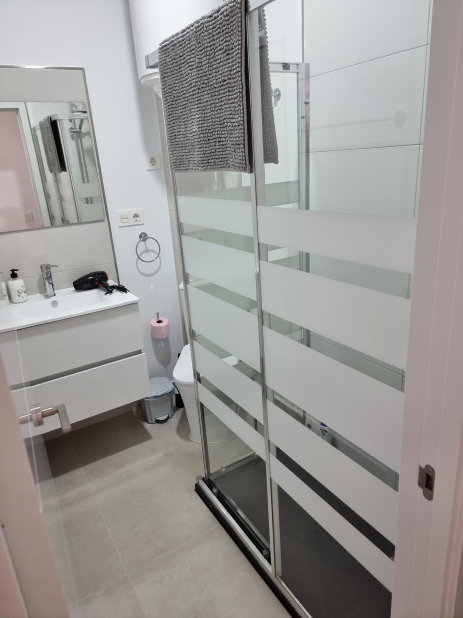 Apartamentos Elemar Free Luggage Storage Малага Номер фото